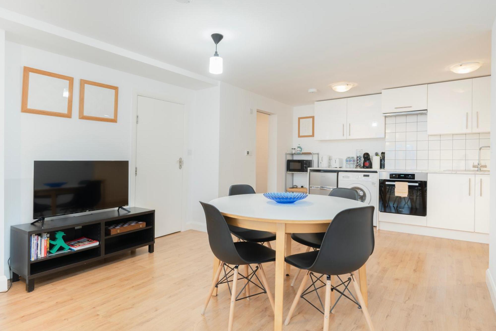 Modern One Bedroom Flat In Central 런던 외부 사진